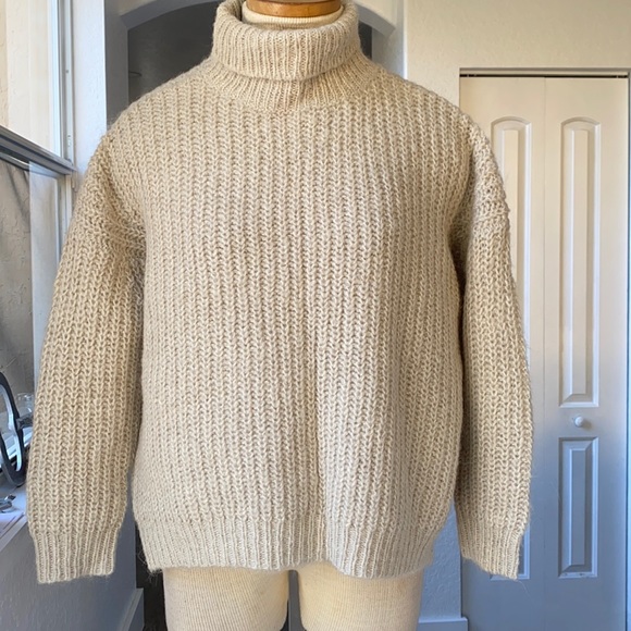 Zara Sweaters - Chunky very warm sweater alpaca & wool Zara